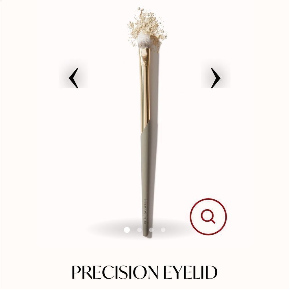 ❣️5/$50 Complex Culture Precision Eyelid Makeup Brush